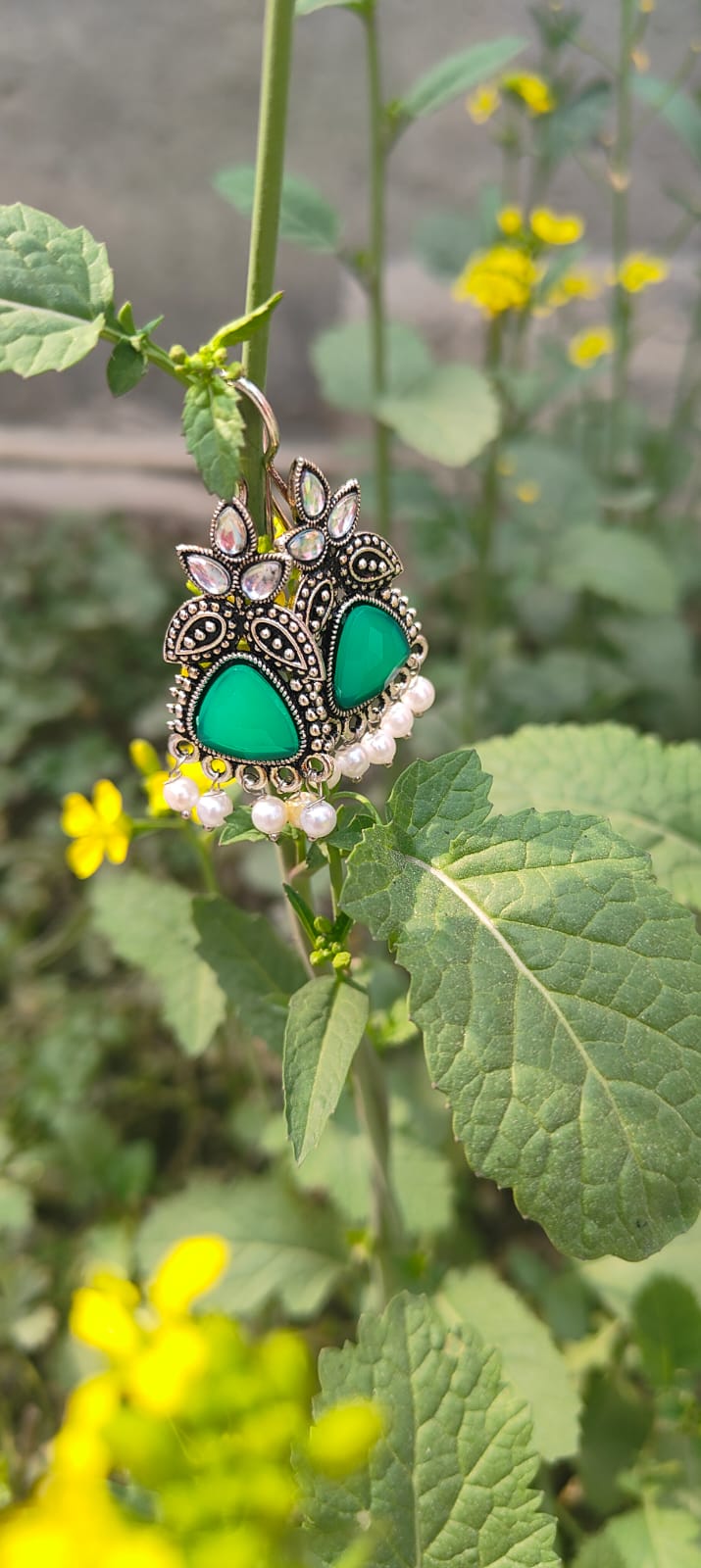 Shanya earrings design