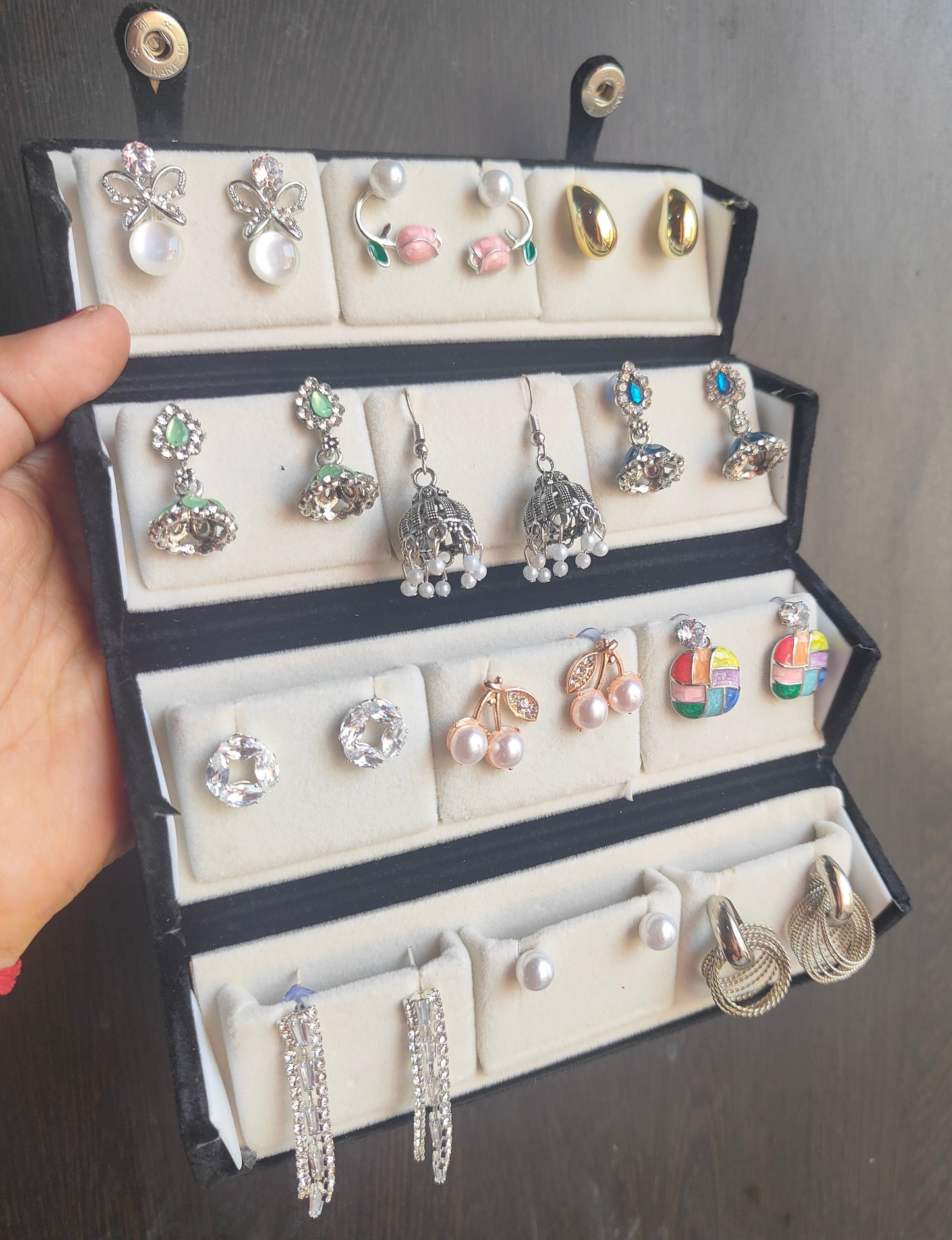 Earring box multi design earrings