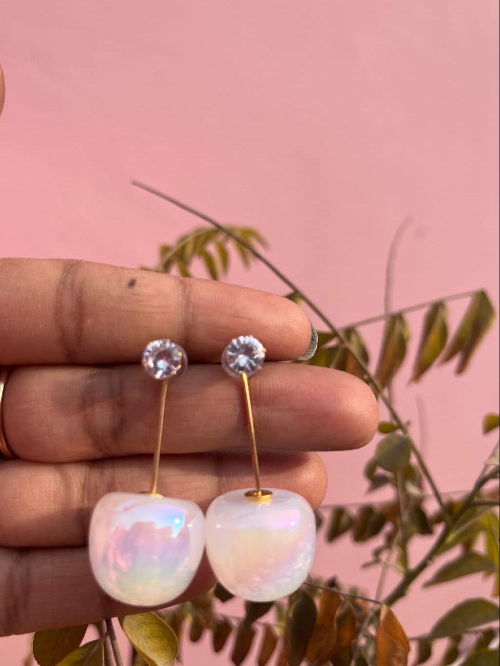 Fashionable earrings