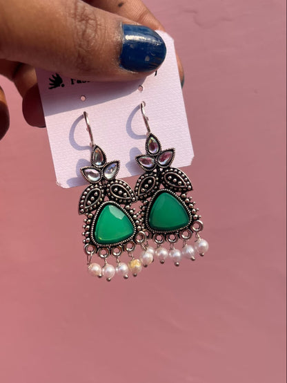 Shanya earrings design