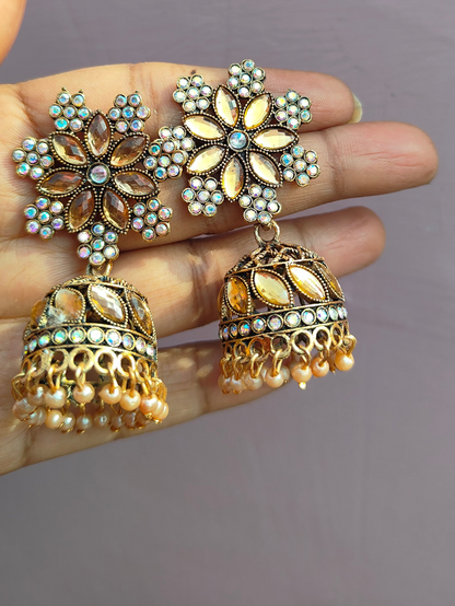 Flower style earrings