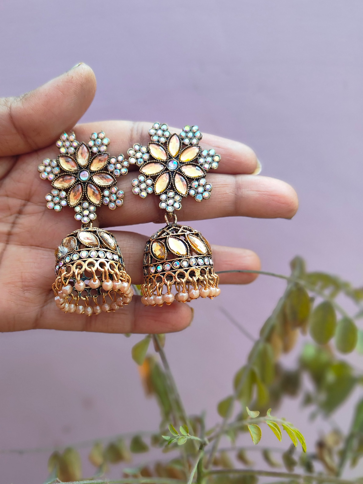 Flower style earrings