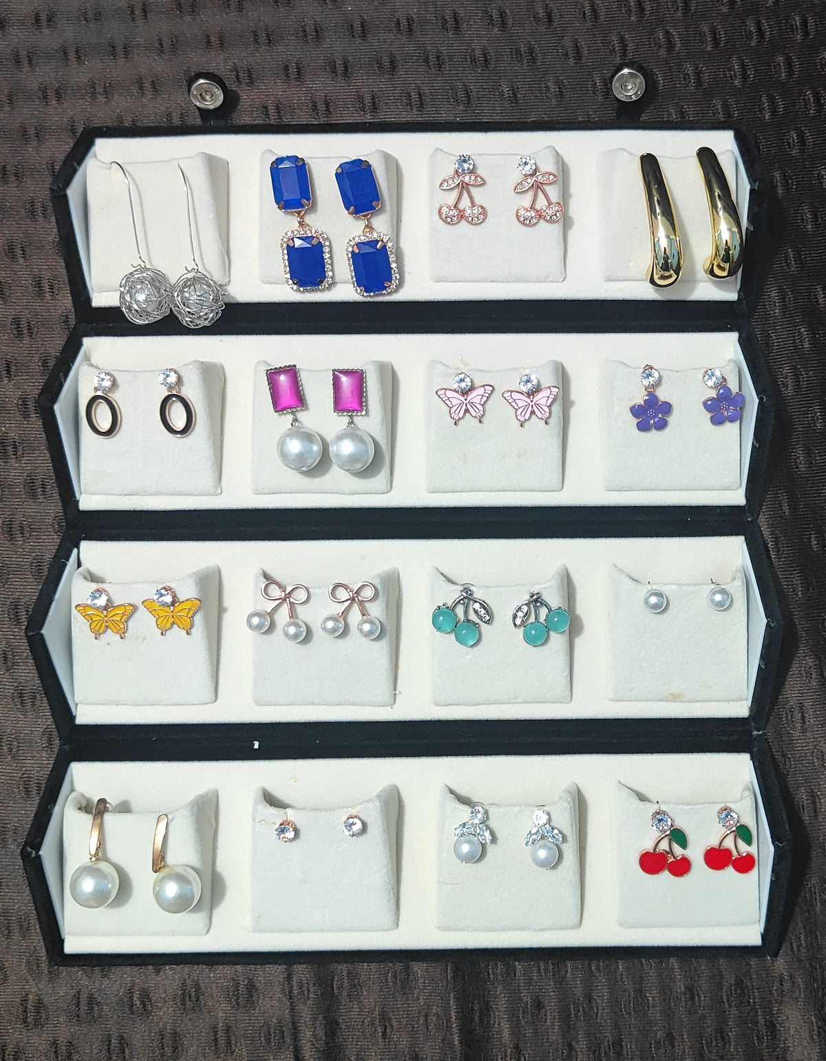 Designyard Earring Box 16 pics earrings multiple design earrings Box π β youforever.in